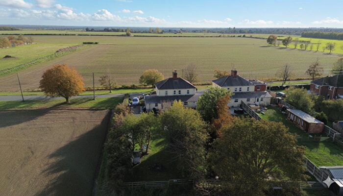 3 Bedroom Semi Detached House For Sale In Marsh Road, Burnham-On-Crouch, CM0