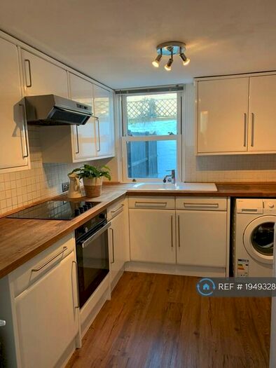 2 Bedroom Terraced House To Rent In Aitken Road, London, SE6