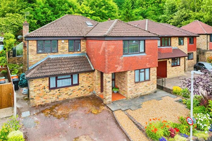 6 Bedroom Detached House For Sale In West Hill, Dunstable, Bedfordshire, LU6