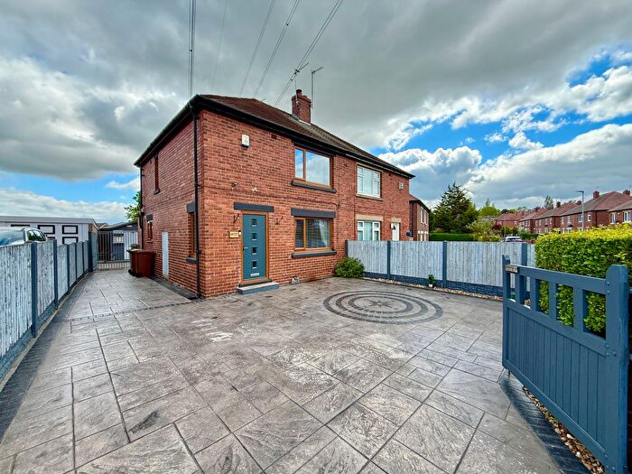 2 Bedroom Semi-detached House For Sale In George Street, Outwood, Wakefield, West Yorkshire, WF1