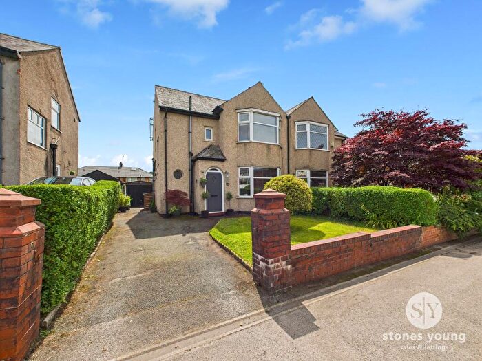 3 Bedroom Semi-Detached House For Sale In Preston Old Road, Blackburn, BB2