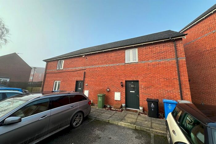 2 Bedroom Flat To Rent In Thurcaston Road, West Timperley, Altrincham, WA14