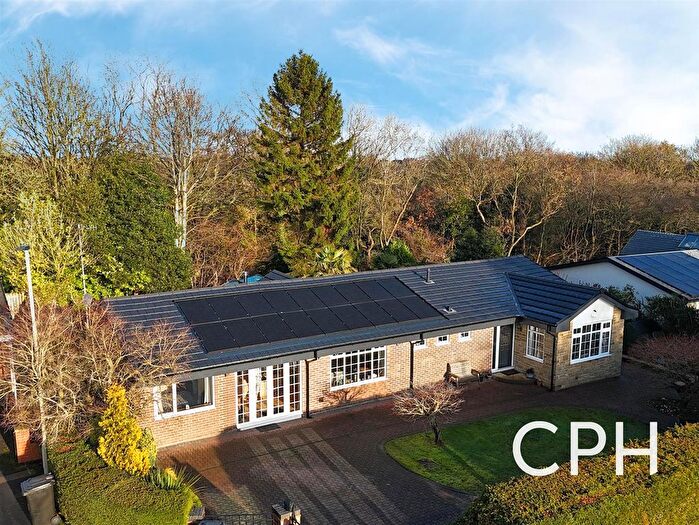 4 Bedroom Detached Bungalow For Sale In Hay Brow Crescent, Scalby, Scarborough, YO13