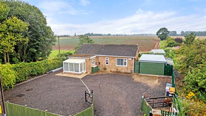 2 Bedroom Detached Bungalow For Sale In Willows Lane, Sibsey, Boston, PE22