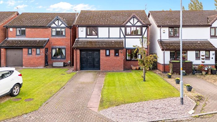 4 Bedroom Detached House For Sale In Fairhaven Close, Great Sankey, WA5