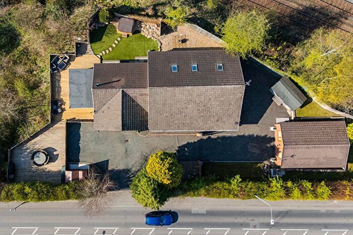 4 Bedroom Detached Bungalow For Sale In Wigan Road, Westhoughton, Bolton, Lancashire, BL5