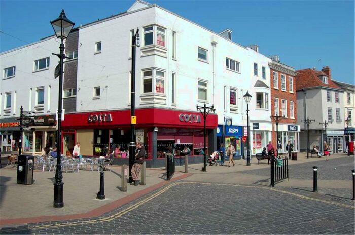 3 Bedroom Apartment To Rent In Bury Street, Abingdon, OX14