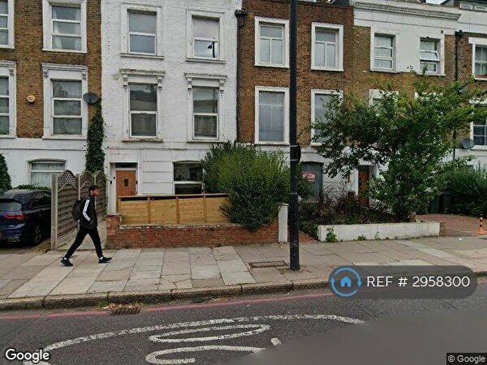 3 Bedroom Maisonette To Rent In Tollington Road, London, N7