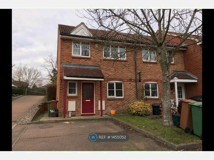 3 Bedroom Terraced House To Rent In Autumn Drive, Sutton, SM2
