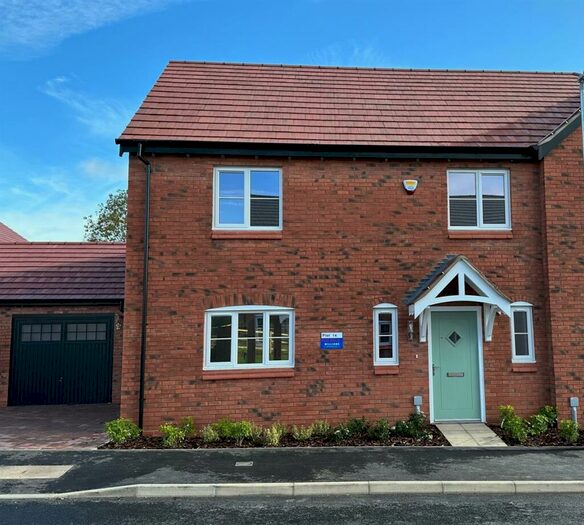 3 Bedroom Semi-Detached House For Sale In Rugby Road, Swinford, Lutterworth, LE17
