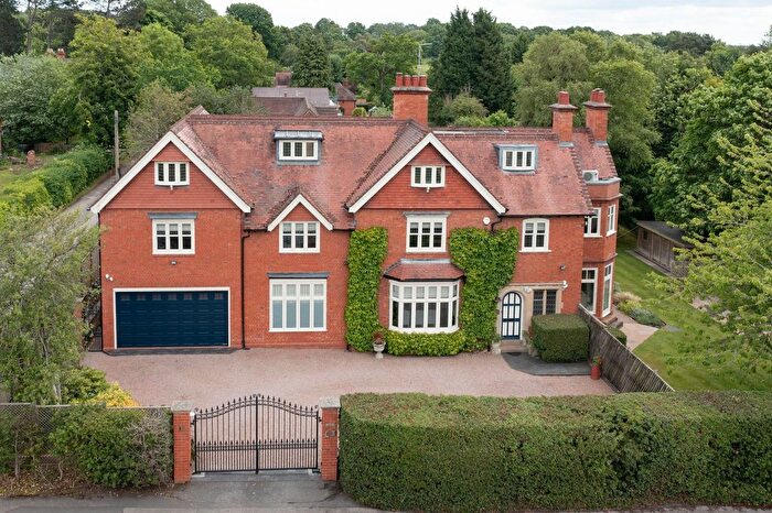 6 Bedroom Detached House For Sale In St Catherines Road, Blackwell, B60