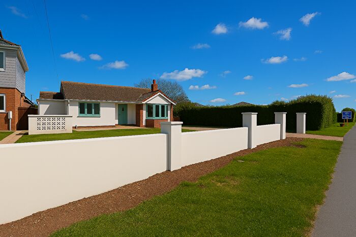 4 Bedroom Detached House For Sale In Pett Level Road, Winchelsea, TN36