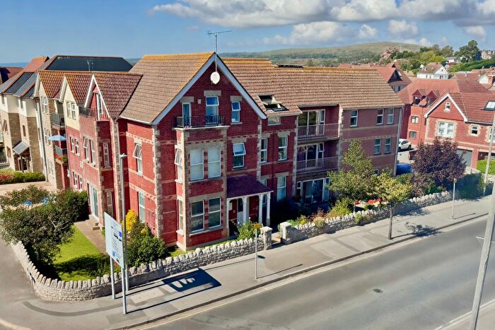 1 Bedroom Flat For Sale In Rempstone Road, Swanage, BH19