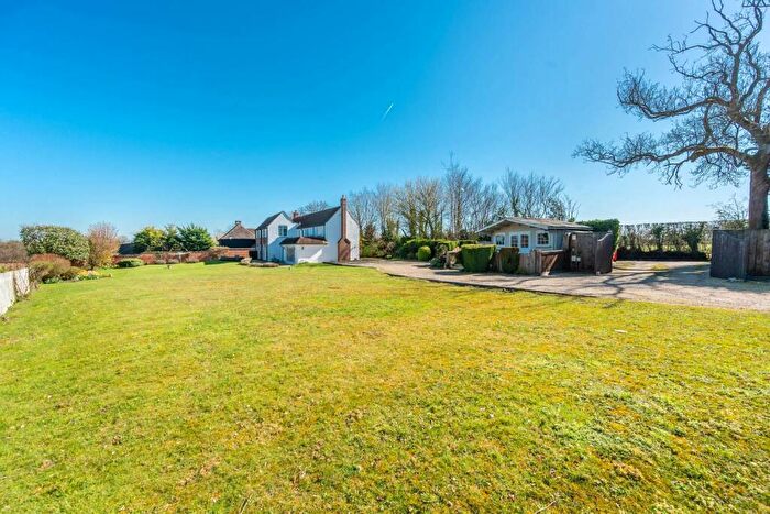 5 Bedroom Detached House For Sale In Fullers Hill, Amersham, HP6