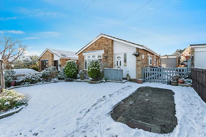 2 Bedroom Bungalow For Sale In Oaklands Drive, Brandon, Suffolk, IP27