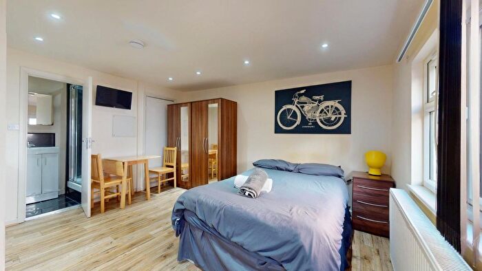 Studio To Rent In A, St. Pauls Avenue, NW2