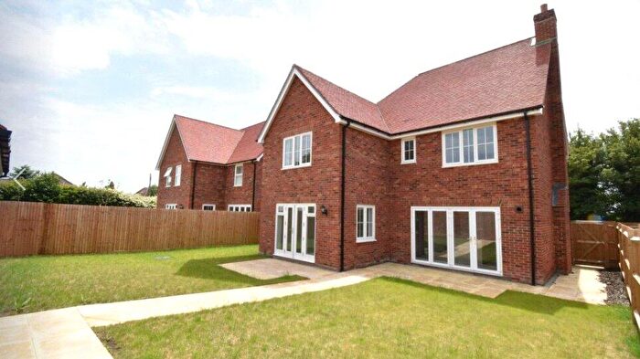 4 Bedroom Detached House For Sale In Old Ashford Road, Lenham, Kent, ME17