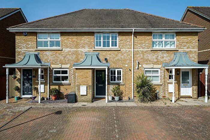 2 Bedroom Property For Sale In Puddingstone Drive, St. Albans, AL4