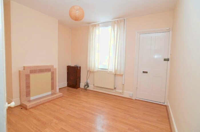 2 Bedroom Terraced House To Rent In Woodside Road, Sidcup, DA15