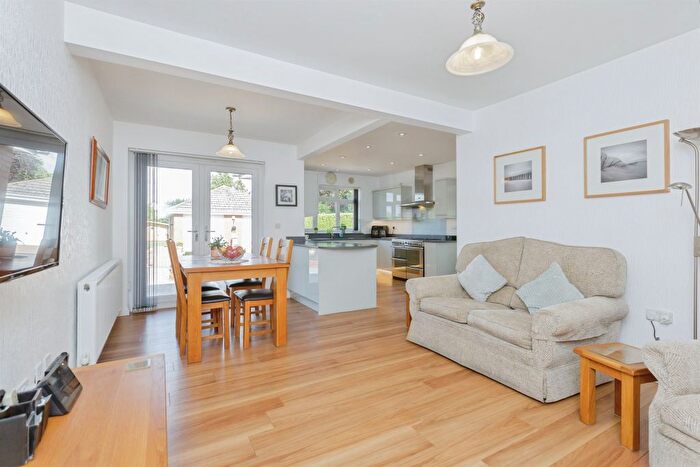 2 Bedroom Detached House For Sale In Gorse Lane, Oadby, Leicester, LE2