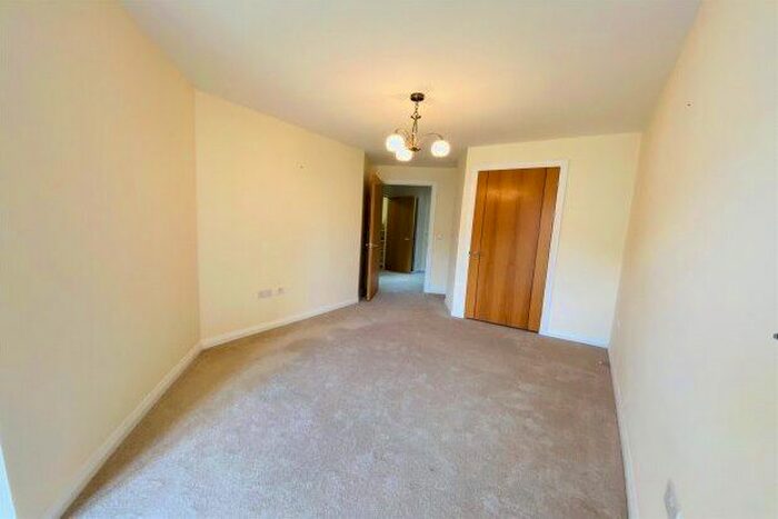 1 Bedroom Flat To Rent In Lancaster Road, Carnforth, LA5