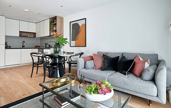 2 Bedroom Flat For Sale In Beaufort Park, Colindale, London, NW9