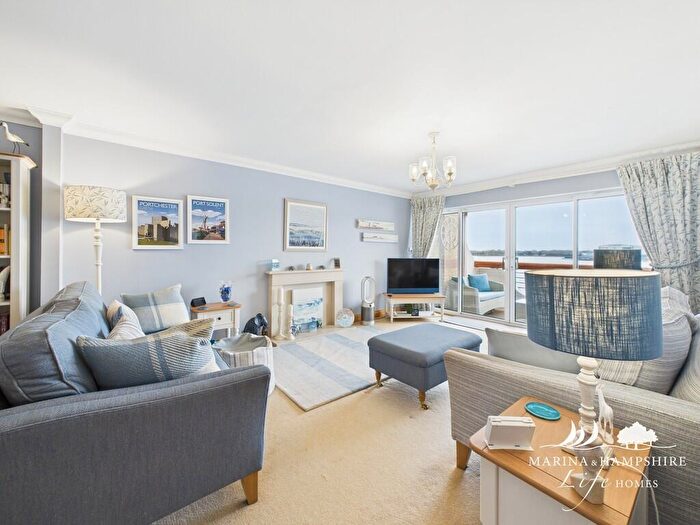 2 Bedroom Apartment For Sale In Lock Approach, Port Solent, PO6