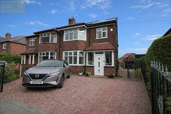 6 Bedroom Semi-Detached House For Sale In Urmston Lane, Stretford, M32