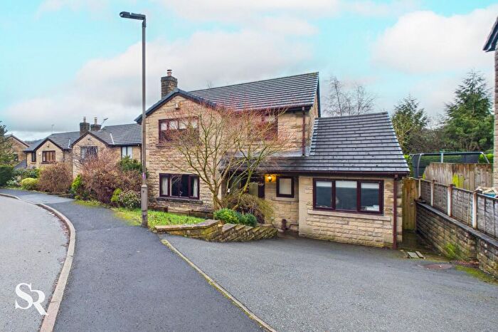 4 Bedroom Detached House For Sale In Danesway, Chapel-En-Le-Frith, SK23