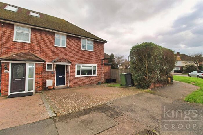 3 Bedroom End Terrace House For Sale In Tudor Avenue, Cheshunt, Waltham Cross, EN7
