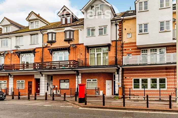 1 Bedroom Flat To Rent In Lynchford Road, Farnborough, GU14