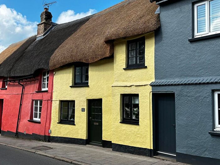 2 Bedroom Terraced House For Sale In Bridge Street, Hatherleigh, Okehampton, EX20