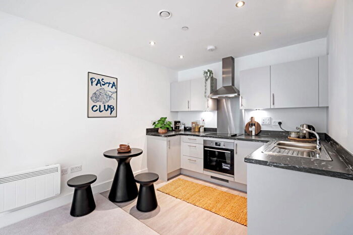 1 Bedroom Flat For Sale In Percival House, Knights Quarter, Winchester, SO22