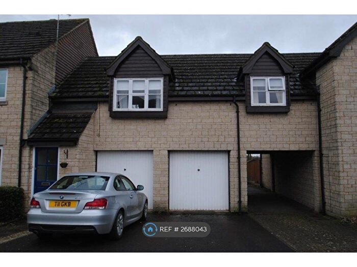 2 Bedroom Flat To Rent In Haygarth Close, Cirencester, GL7
