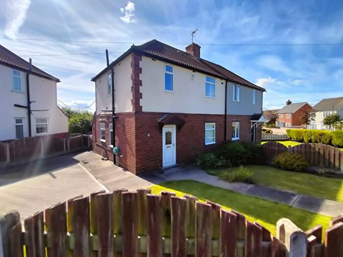 2 Bedroom Property To Rent In Church View, Chesterfield, S43