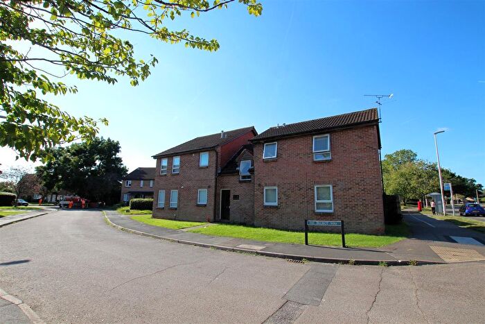 Studio To Rent In Talbot Way, Tilehurst, Reading, RG31