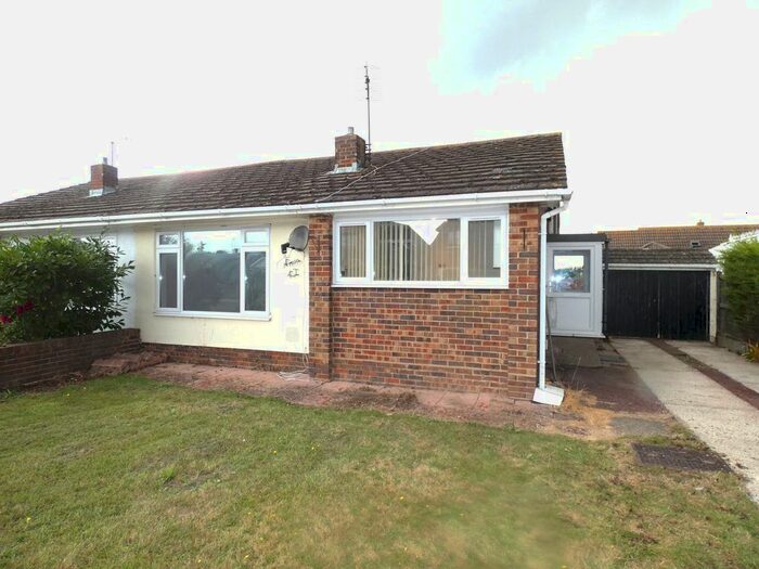 2 Bedroom Bungalow To Rent In Mill Lane, Herne Bay, CT6