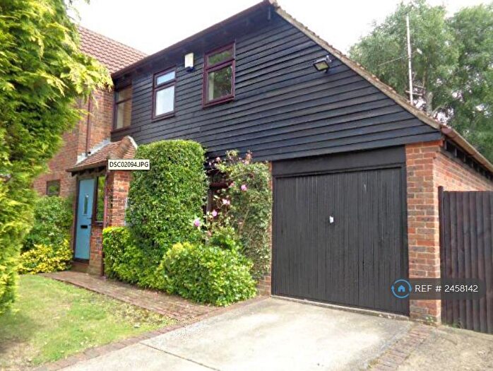 3 Bedroom Semi-Detached House To Rent In Bodsham Crescent, Bearsted, ME15