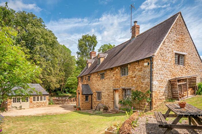 5 Bedroom Detached House For Sale In Hook Norton Road, Swerford, Chipping Norton, Oxfordshire, OX7