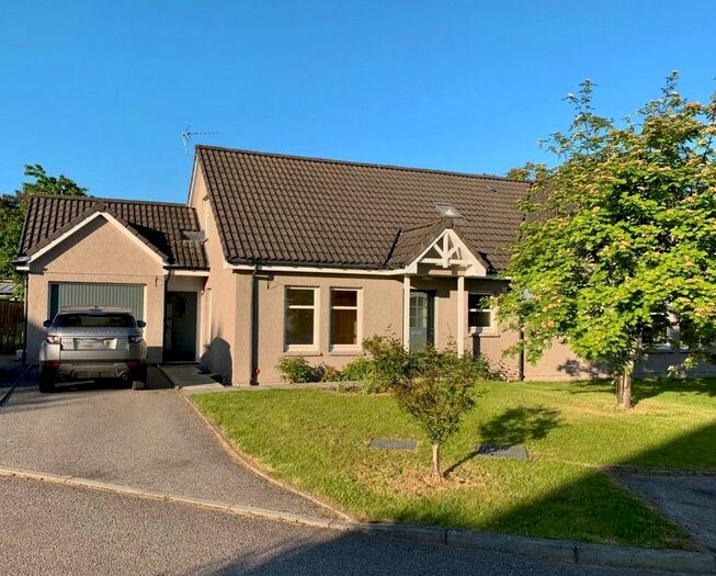 3 Bedroom Semi-Detached House To Rent In Chestnut Grove, Banchory, AB31