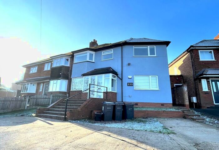 3 Bedroom Semi-Detached House To Rent In Clarence Road, Four Oaks, Sutton Coldfield, B74