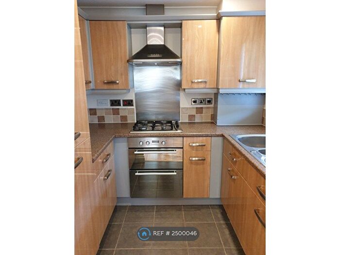 2 Bedroom Flat To Rent In Heather Gardens, Lincoln, LN6