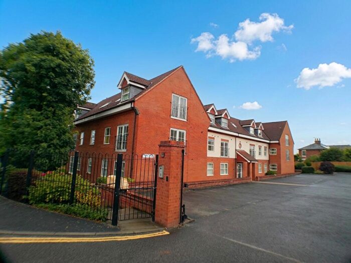 2 Bedroom Flat For Sale In Moor Lane, Bingham, NG13