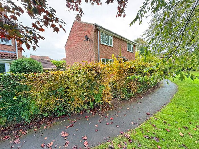4 Bedroom Detached House For Sale In Skiplam Close, Scarborough, YO12