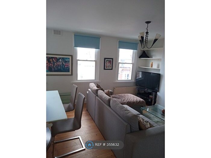 4 Bedroom Flat To Rent In London, London, SW6