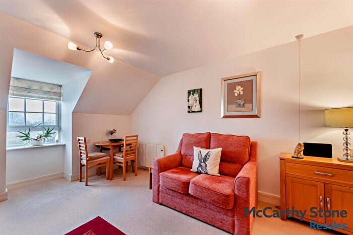 1 Bedroom Apartment For Sale In Claridge House, Church Street, Littlehampton, BN17