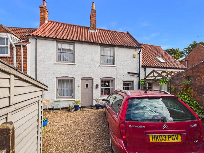 3 Bedroom Semi-Detached House For Sale In Queen Street, Louth, LN11