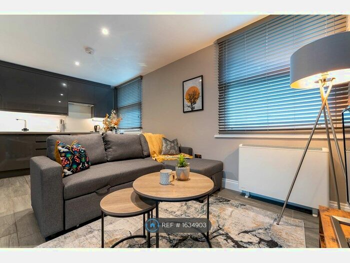 1 Bedroom Flat To Rent In Windsor Court, Brighton, BN1