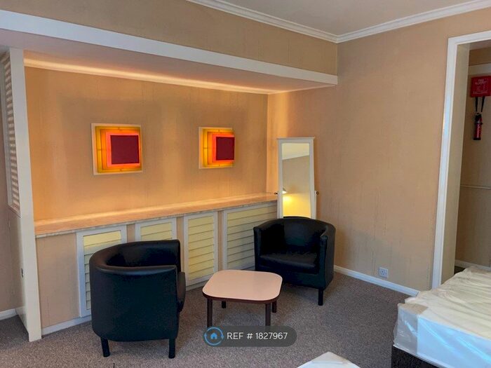 Studio To Rent In Westmoreland Terrace, London, SW1V