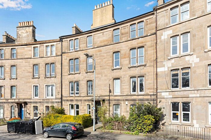 2 Bedroom Flat For Sale In / Murieston Crescent, Dalry, Edinburgh, EH11